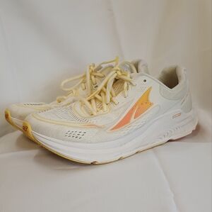 Altra Women's Athletic Shoes in Cream and Orange